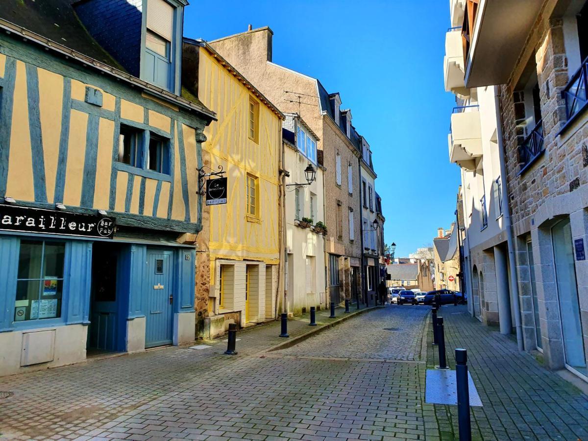 Appartamento Studio Tout Confort Avec Vue Cathedrale A St Patern Vannes-Centre Esterno foto